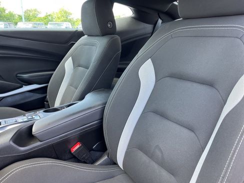 Used 2020 Chevrolet Camaro LS RWD image 23