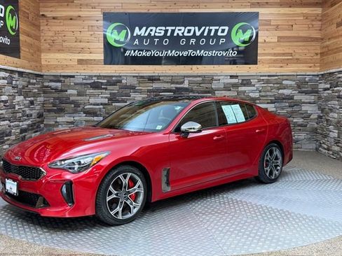 Used 2018 Kia Stinger GT2 AWD/4WD image 5