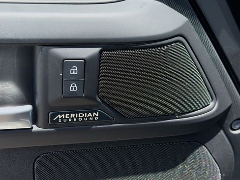 New 2026 Land Rover Defender 110 X-Dynamic SE AWD/4WD image 22