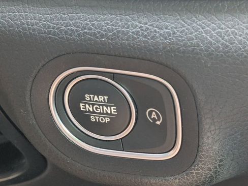 Certified 2022 Mercedes-Benz GLS 450 4MATIC image 17