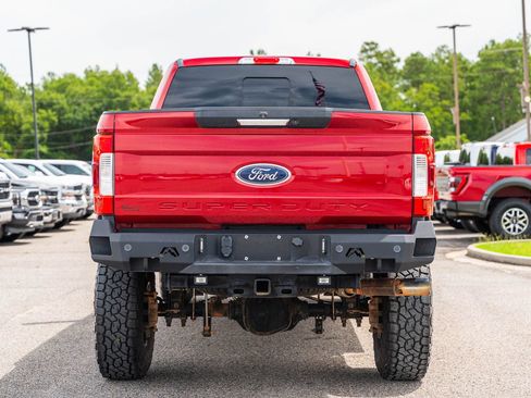Used 2019 Ford F250 Lariat w/ Chrome Package AWD/4WD image 6