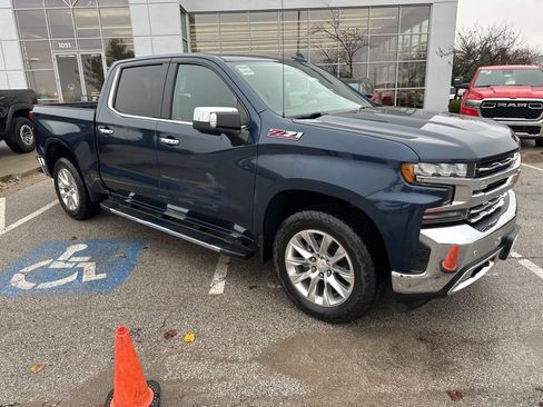 Used 2019 Chevrolet Silverado 1500 LTZ image 45