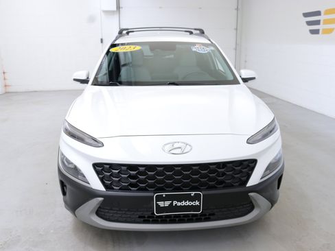 Used 2023 Hyundai Kona SEL image 2