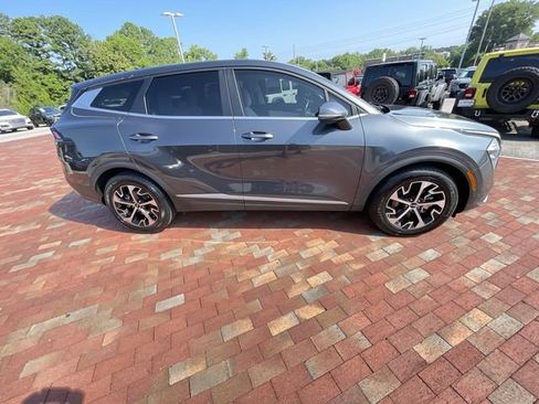 Used 2023 Kia Sportage EX FWD image 37