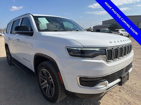 Used 2024 Jeep Wagoneer Series II w/ Flexible Seating Group image 1