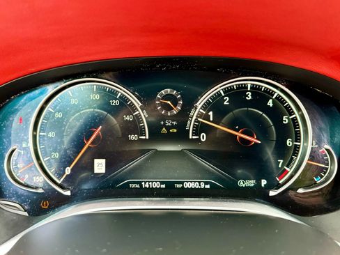 Used 2018 BMW 750i image 33