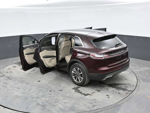 Used 2019 Lincoln Nautilus Select AWD/4WD image 53
