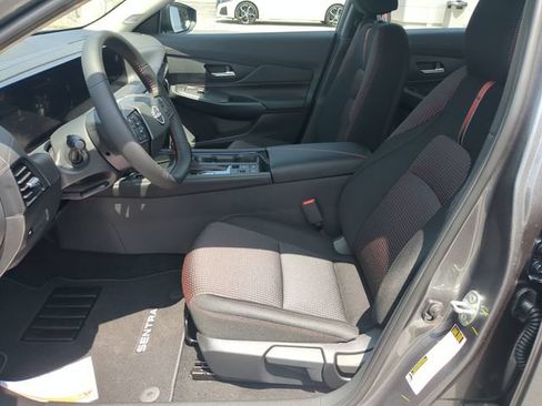 New 2026 Nissan Sentra SR w/ Floor Mat Package FWD image 13