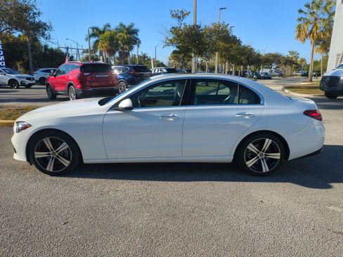 Used 2022 Mercedes-Benz C 300 Sedan image 8