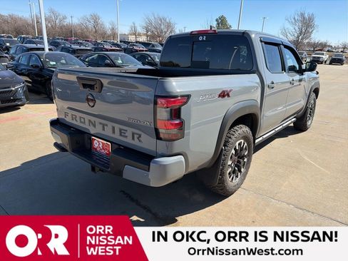 Used 2023 Nissan Frontier PRO-4X w/ Technology Package image 5