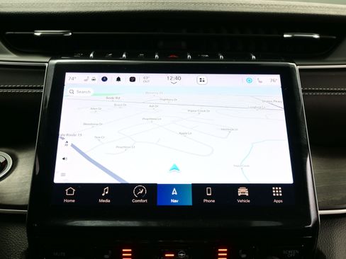 Used 2023 Jeep Grand Cherokee Limited image 20