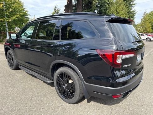 Used 2022 Honda Pilot Black Edition image 4
