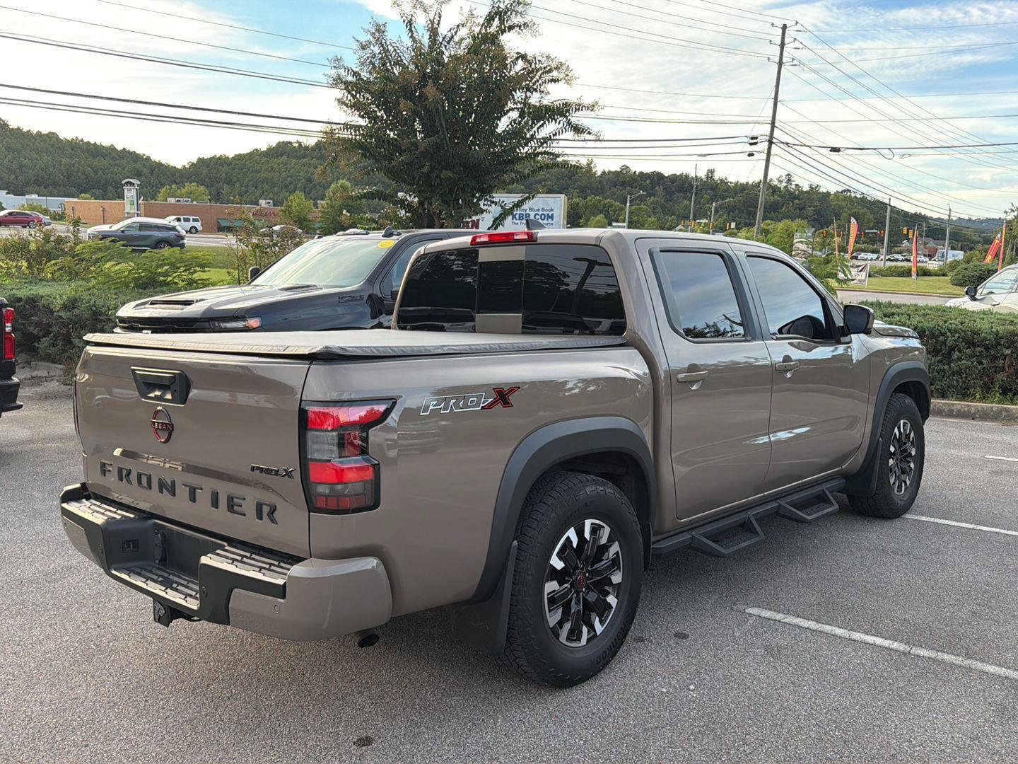Used 2024 Nissan Frontier Pro-X w/ Pro Convenience Package RWD image 3