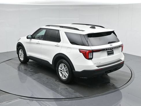 New 2026 Ford Explorer Active RWD image 40