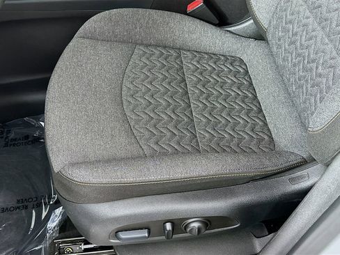 Used 2024 Chevrolet Equinox LT image 26