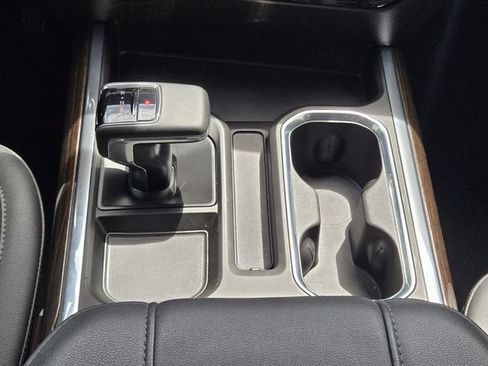 Used 2025 GMC Sierra 1500 Elevation w/ Elevation Premium Package image 23