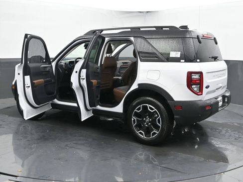 New 2025 Ford Bronco Sport Outer Banks w/ Outer Banks Tech Package+ AWD/4WD image 54