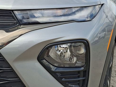 Used 2023 Chevrolet TrailBlazer RS w/ Convenience Package image 35