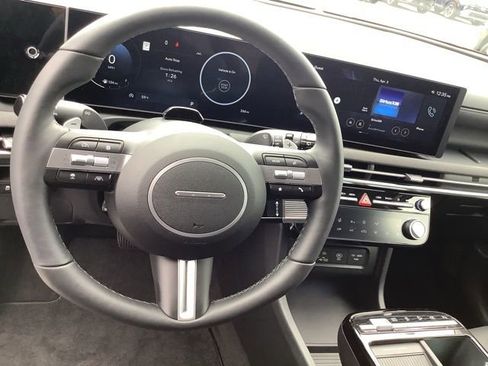 Used 2025 Hyundai Tucson Limited image 31