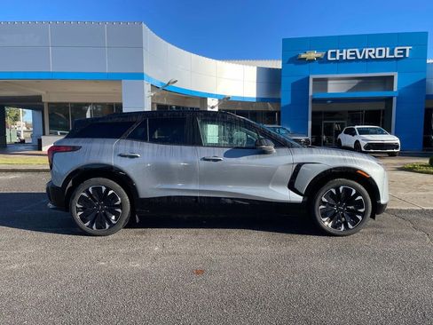 New 2025 Chevrolet Blazer EV RS AWD/4WD image 2