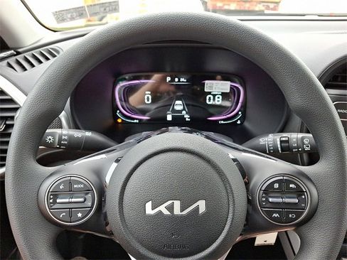 New 2025 Kia Soul LX image 13