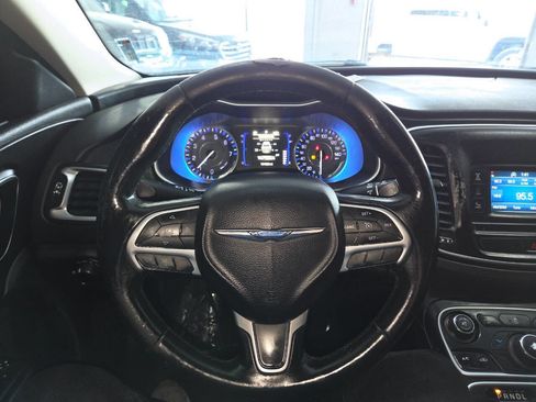 Used 2015 Chrysler 200 Limited w/ Convenience Group FWD image 35