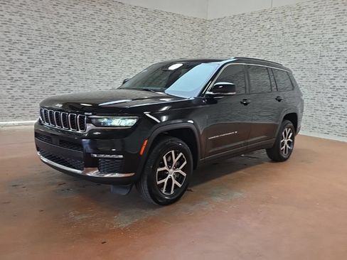 Used 2024 Jeep Grand Cherokee L Limited AWD/4WD image 3