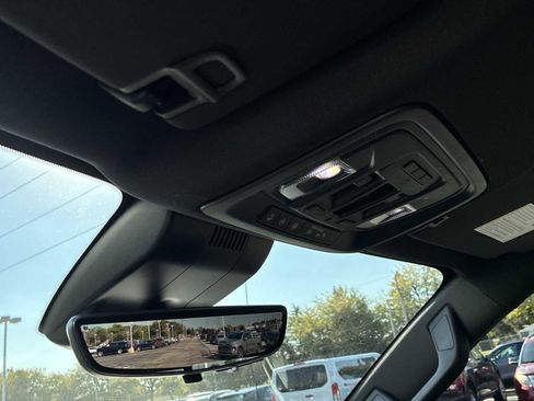 Certified 2022 Chevrolet Silverado 1500 High Country w/ High Country Premium Package image 35