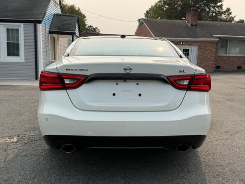 Used 2017 Nissan Maxima 3.5 SL FWD image 7