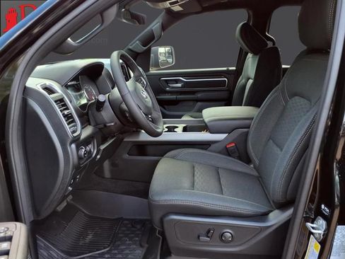 New 2025 RAM 1500 Big Horn AWD/4WD image 5