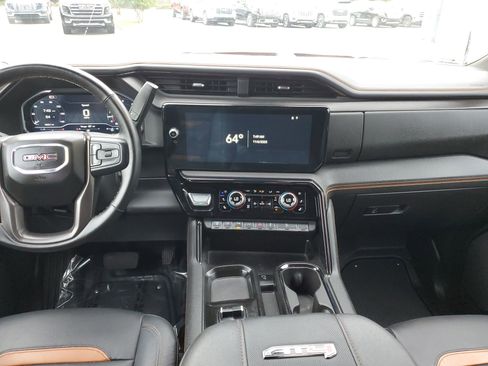 Used 2025 GMC Sierra 2500 AT4 w/ AT4 Premium Plus Package image 51