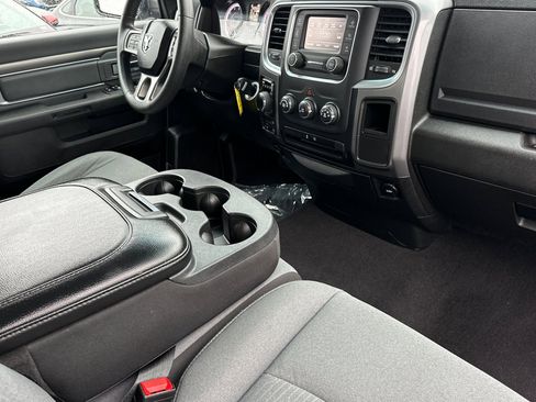 Used 2024 RAM 1500 Classic SLT image 15