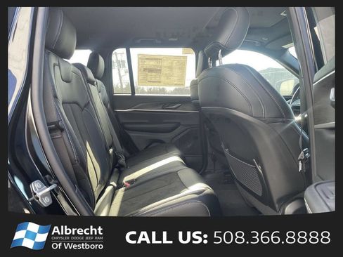 New 2026 Jeep Grand Cherokee Altitude AWD/4WD image 14