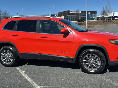 Used 2021 Jeep Cherokee Latitude Lux w/ Comfort/Convenience Group image 3