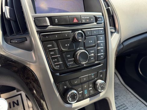 Used 2015 Buick Verano w/ Comfort Package FWD image 15
