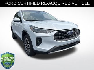 Used 2025 Ford Escape SE FWD video 1