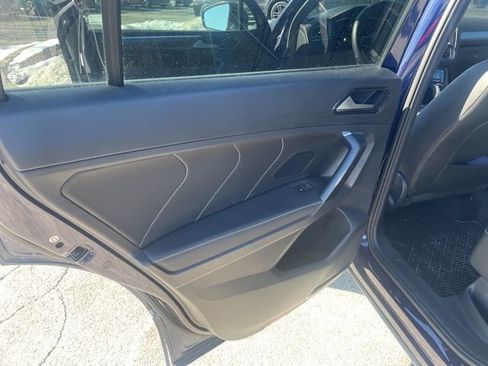 Used 2022 Volkswagen Tiguan SEL R-Line image 14