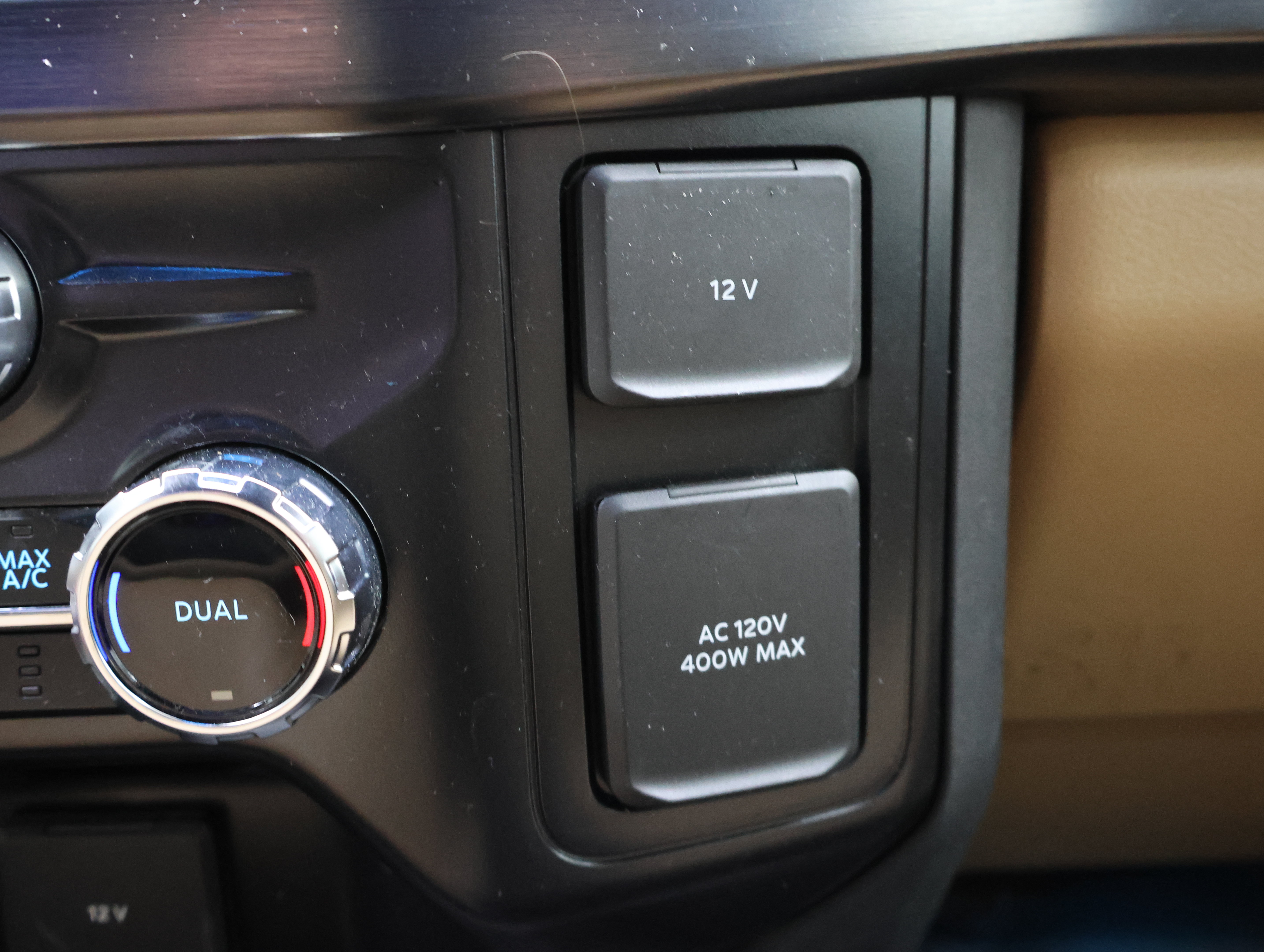 Used 2025 Ford F350 Lariat AWD/4WD image 56