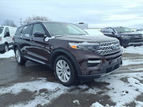 Certified 2023 Ford Explorer Limited w/ Hybrid Equipment Group 310A image 3