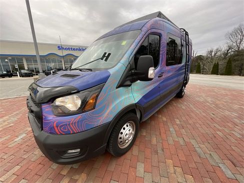 Used 2023 Ford Transit 250 Medium Roof AWD w/ Load Area Protection Package image 4