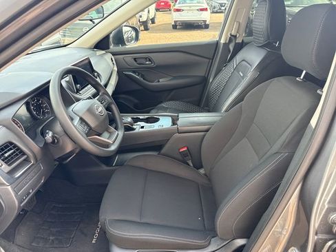 Certified 2025 Nissan Rogue S FWD image 12
