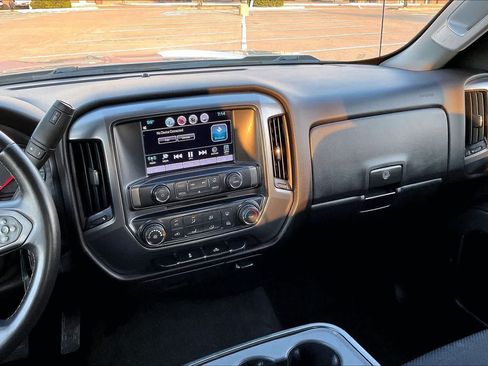Used 2016 Chevrolet Silverado 1500 LT AWD/4WD image 14