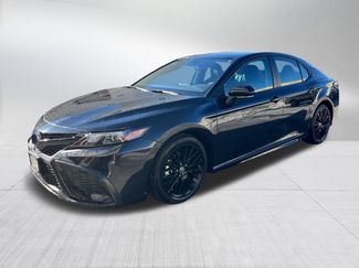 Used 2022 Toyota Camry SE video 2