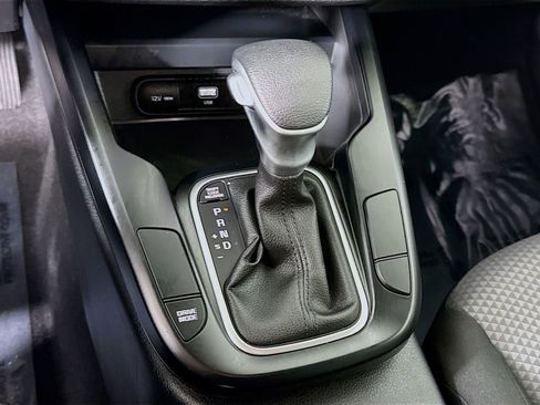 Used 2025 Kia Soul LX w/ LX Technology Package image 8