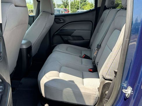 Used 2019 Chevrolet Colorado W/T w/ WT Convenience Package RWD image 9
