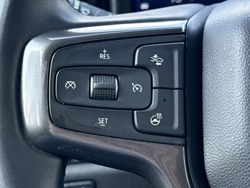 Used 2025 Chevrolet Silverado 2500 ZR2 w/ Technology Package image 24