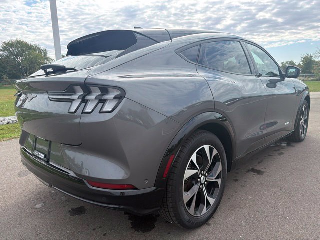 Certified 2023 Ford Mustang Mach-E Premium AWD/4WD image 7