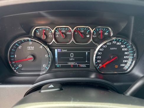 Used 2018 Chevrolet Silverado 1500 LT w/ All Star Edition AWD/4WD image 15