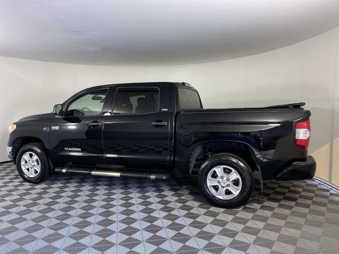 Used 2017 Toyota Tundra SR5 w/ SR5 Upgrade Package AWD/4WD image 5