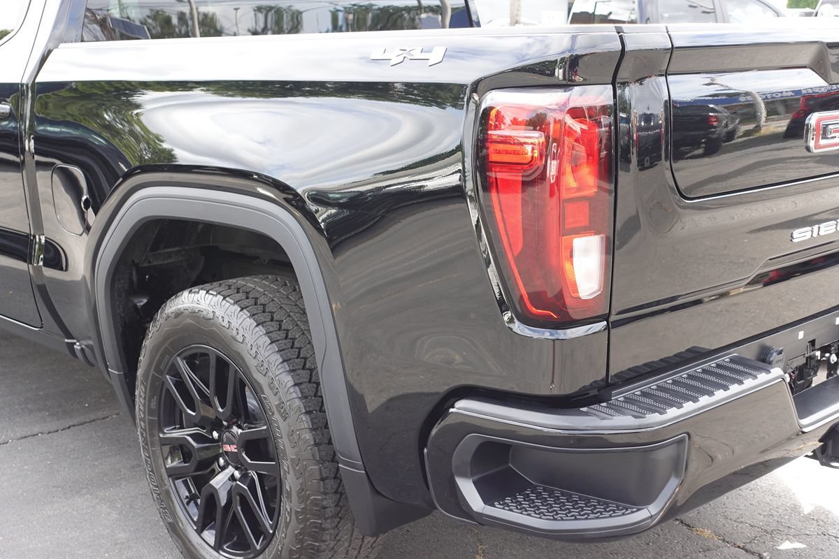 Used 2024 GMC Sierra 1500 Elevation AWD/4WD image 9